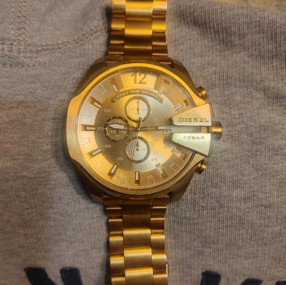 Mens Diesel Gold Tone Watch - Picture 7 of 9